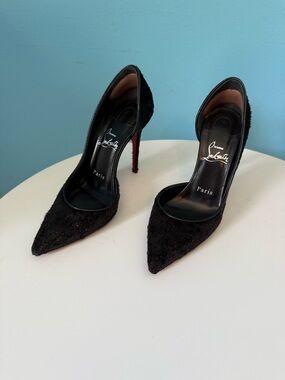 Christian Louboutin Black Pointed Toe Pumps with Red Sole size 36
